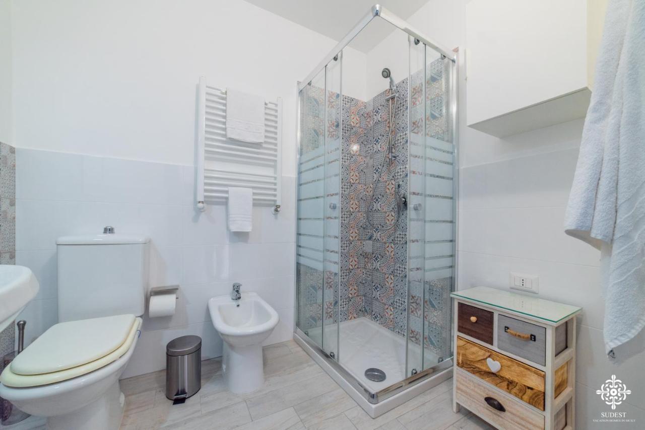 Le 4 Perle Apartments อาโวลา ภายนอก รูปภาพ