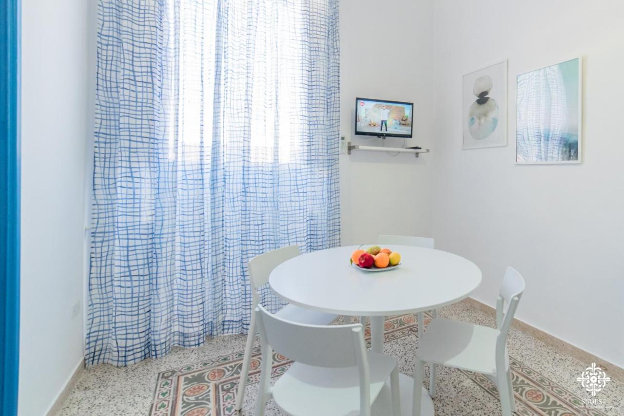 Le 4 Perle Apartments อาโวลา ภายนอก รูปภาพ