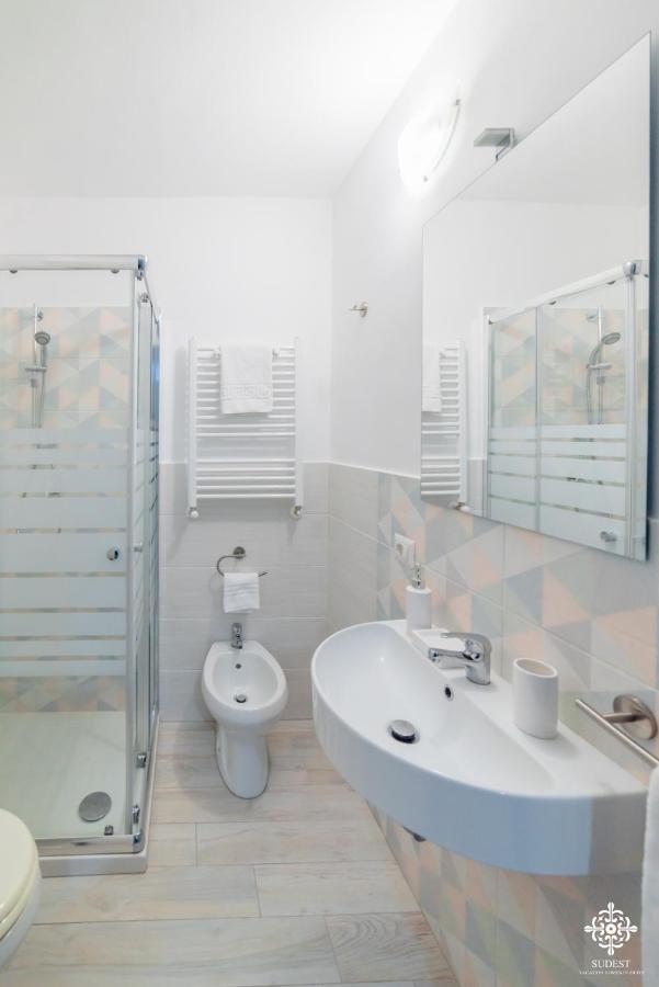 Le 4 Perle Apartments อาโวลา ภายนอก รูปภาพ