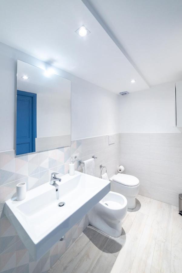 Le 4 Perle Apartments อาโวลา ภายนอก รูปภาพ